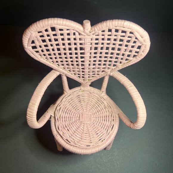 Vintage Rare Pink Rattan Wicker Shabby Heart Shaped Doll Chair Furniture 10" - Picture 7 of 8